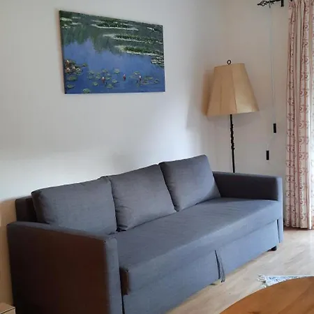 Holzwarth Apartment